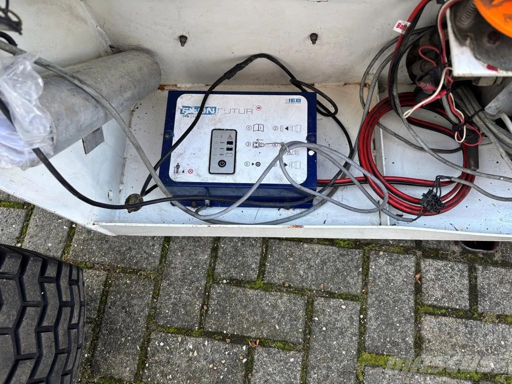 Holland Lift Monostar Y64EL14 Electric scissorlift Käärtõstukid