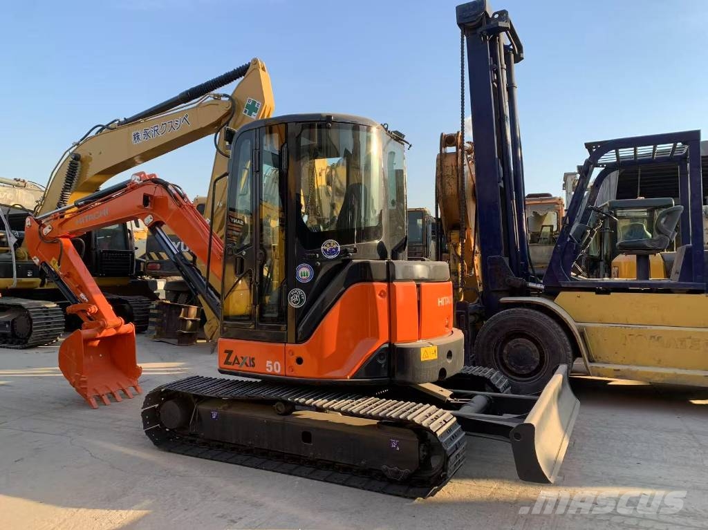 Hitachi ZX 50 U حفارات صغيرة أقل من 7 طن (حفارات صغيرة)
