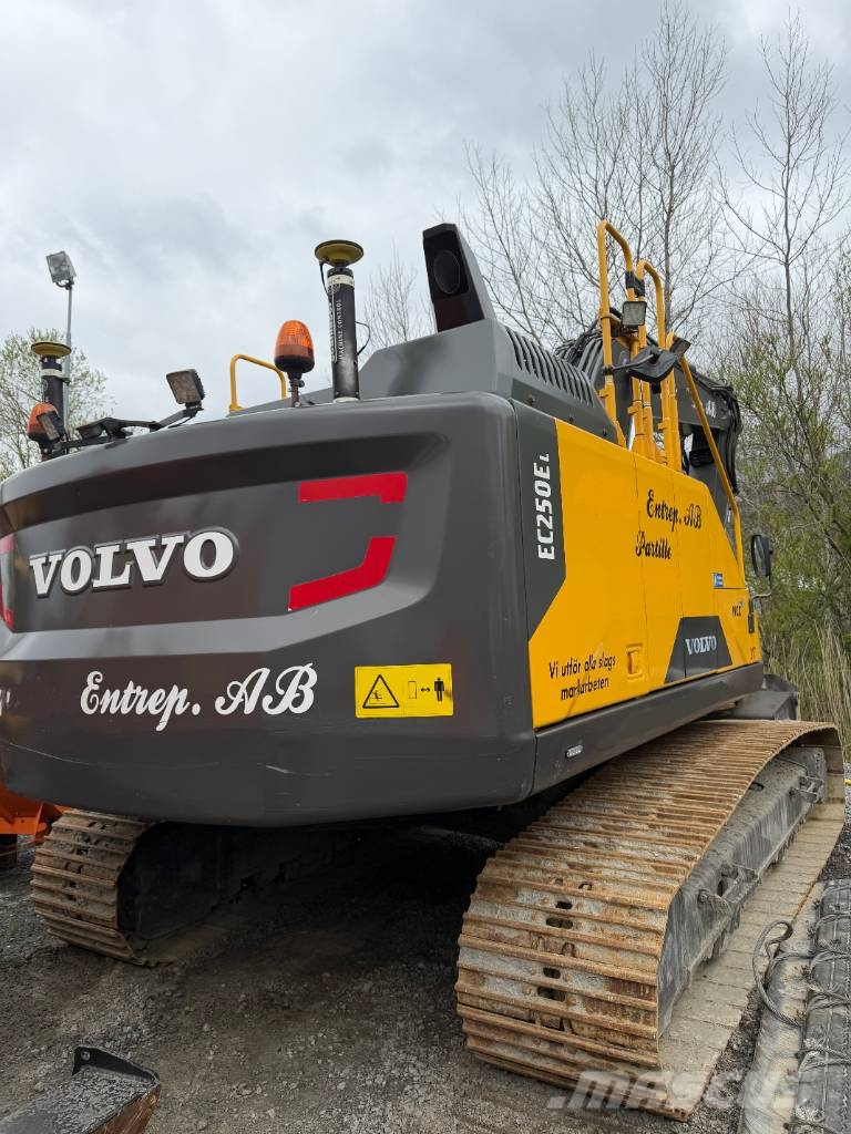 Volvo EC 250 EL Гусеничные экскаваторы