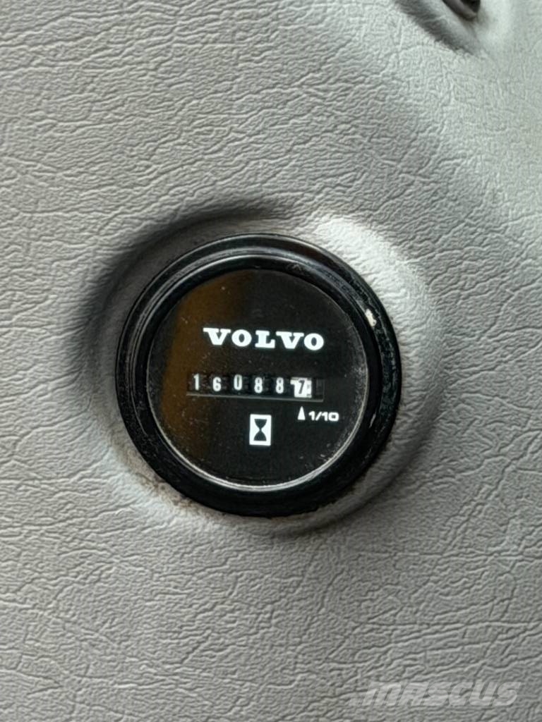 Volvo EC 250 EL Гусеничные экскаваторы
