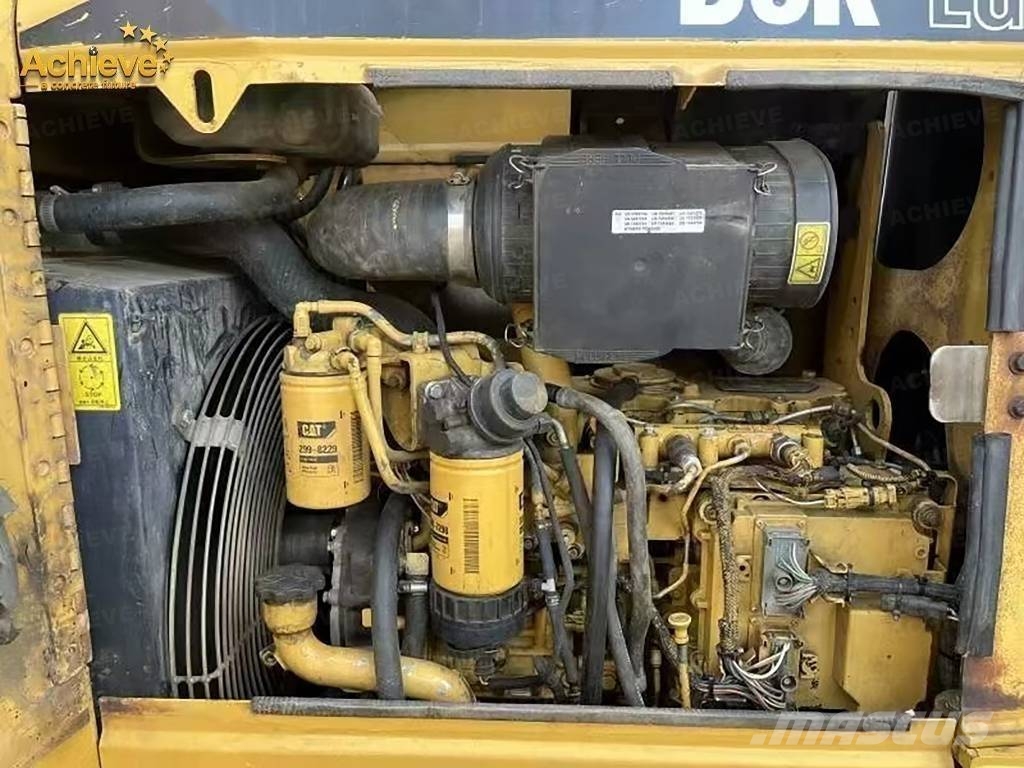 CAT D 3 Гусеничные бульдозеры