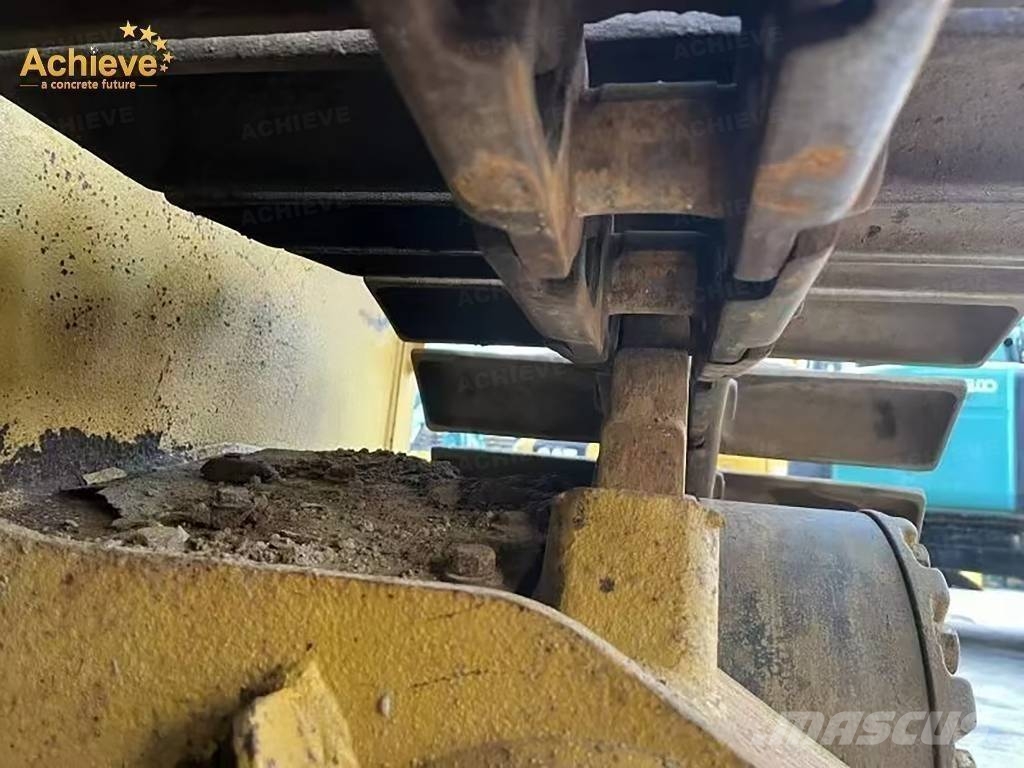 CAT D 3 Гусеничные бульдозеры