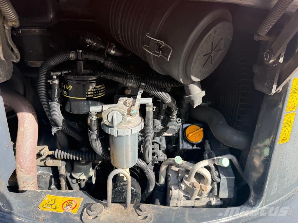 Hitachi ZX35U-2 CLR Mini bagri <7t