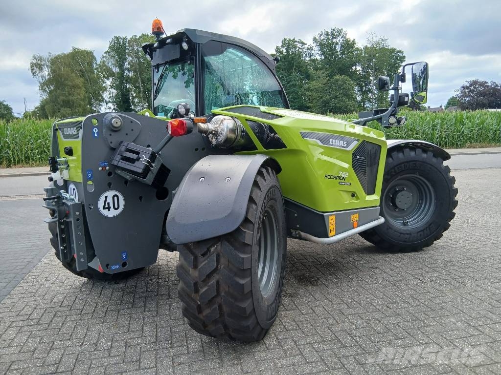 CLAAS Scorpion 742 VP Stage V NIGHT EDITION Telehandlers