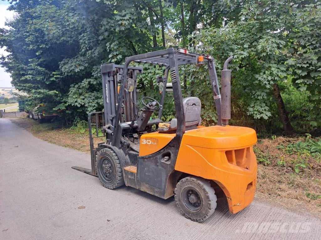 Doosan D 30G Plus Diesel forklifts