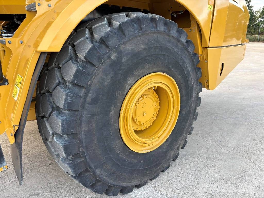 CAT 745 Knik dumptrucks