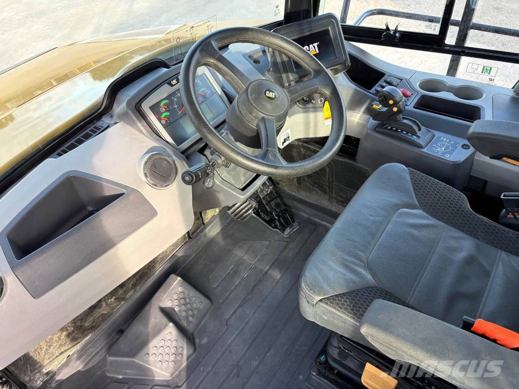 CAT 745 Knik dumptrucks