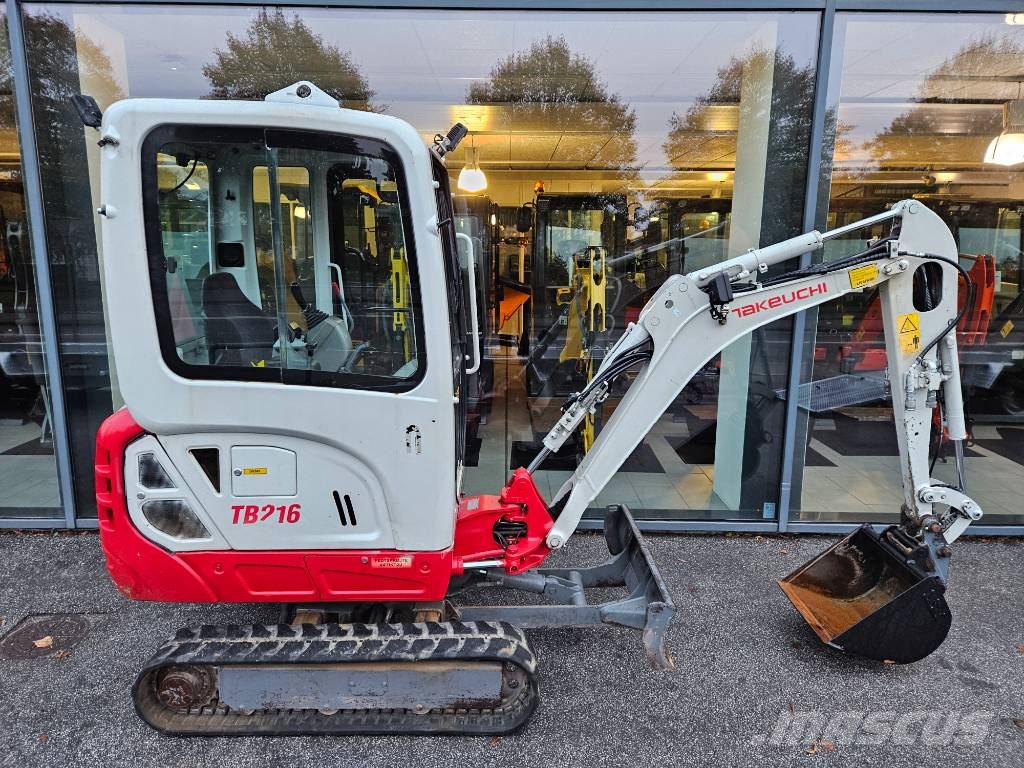 Takeuchi TB 216 حفارات صغيرة أقل من 7 طن (حفارات صغيرة)