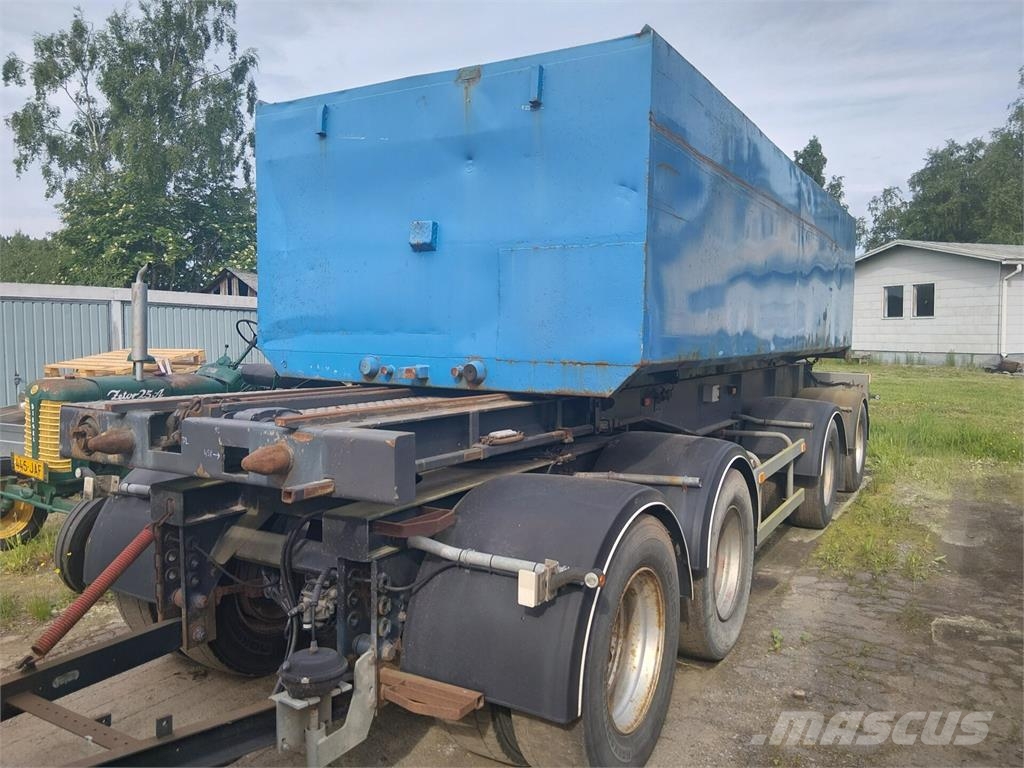 Volvo FM12 8x2 + Jyki V31-SA Sora- ja kippiautot