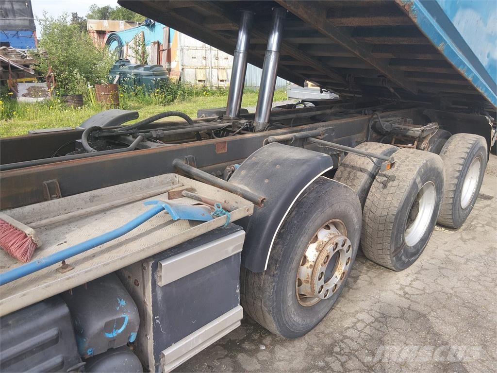 Volvo FM12 8x2 + Jyki V31-SA Sora- ja kippiautot