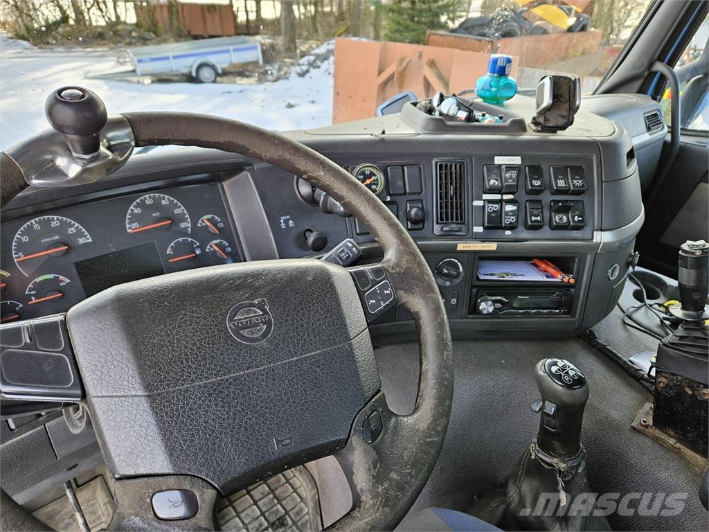 Volvo FM12 8x2 + Jyki V31-SA Sora- ja kippiautot