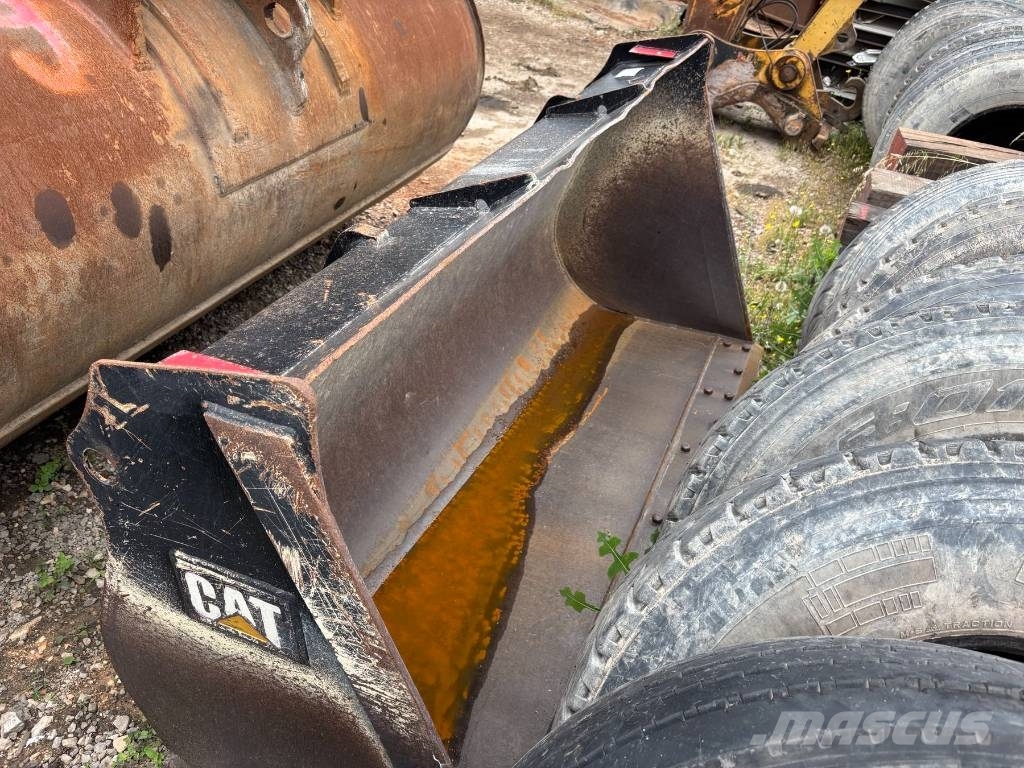 CAT 906 M Φορτωτές με λάστιχα (Τροχοφόροι)