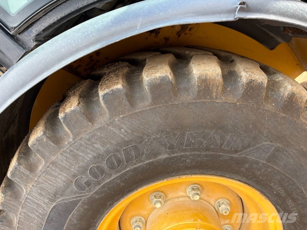 CAT 906 M Φορτωτές με λάστιχα (Τροχοφόροι)