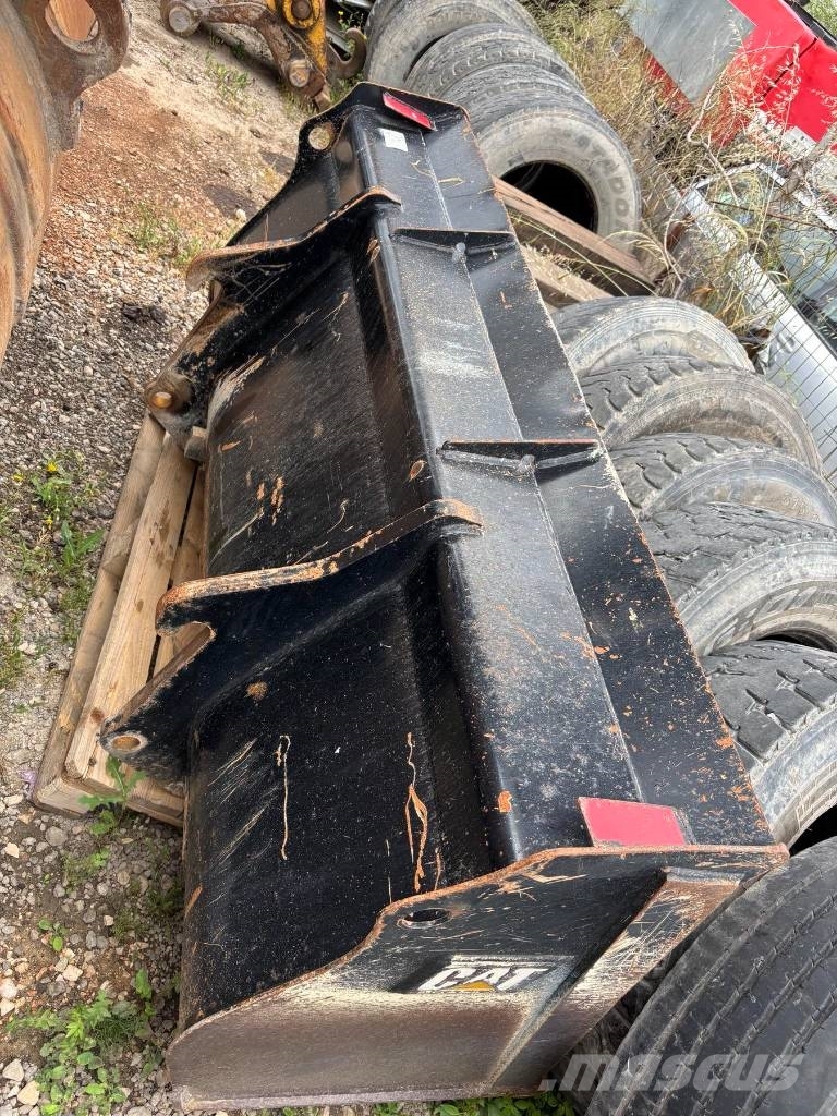 CAT 906 M Φορτωτές με λάστιχα (Τροχοφόροι)