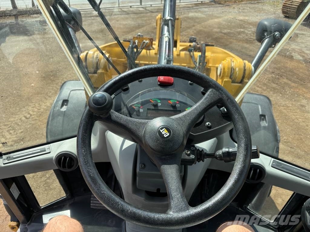 CAT 906 M Φορτωτές με λάστιχα (Τροχοφόροι)