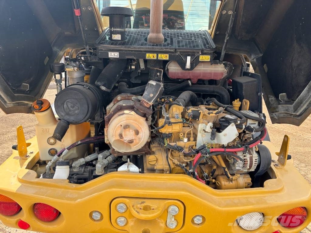 CAT 906 M Φορτωτές με λάστιχα (Τροχοφόροι)