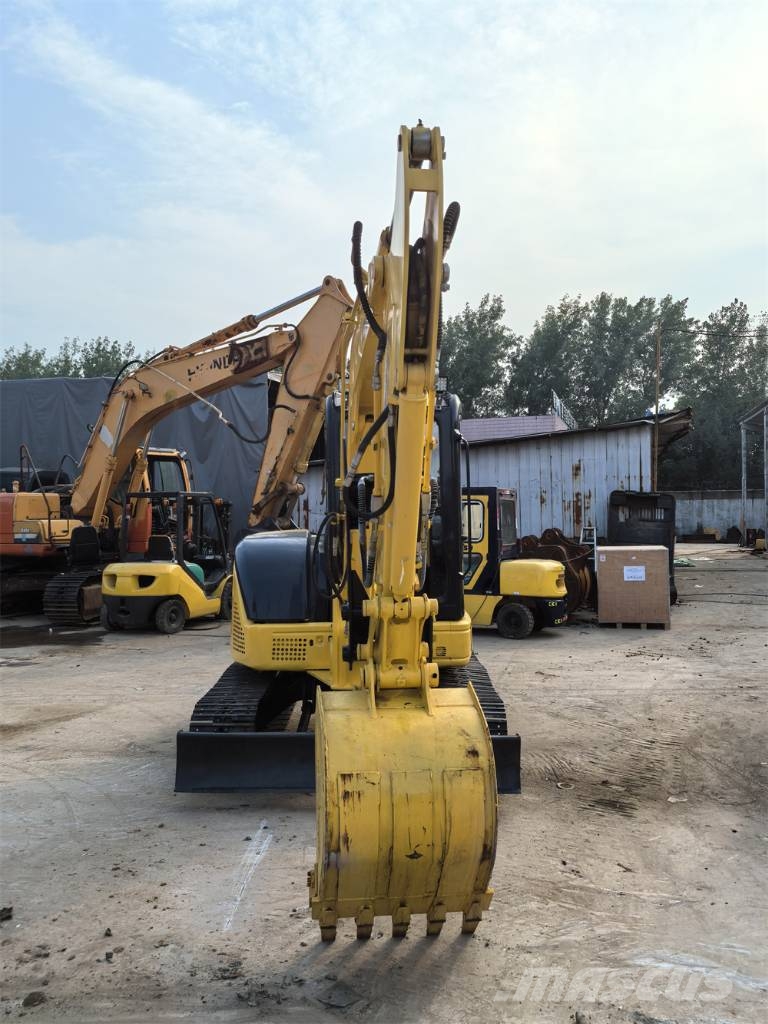 Komatsu PC 50 Εκσκαφάκι (διαβολάκι) < 7t