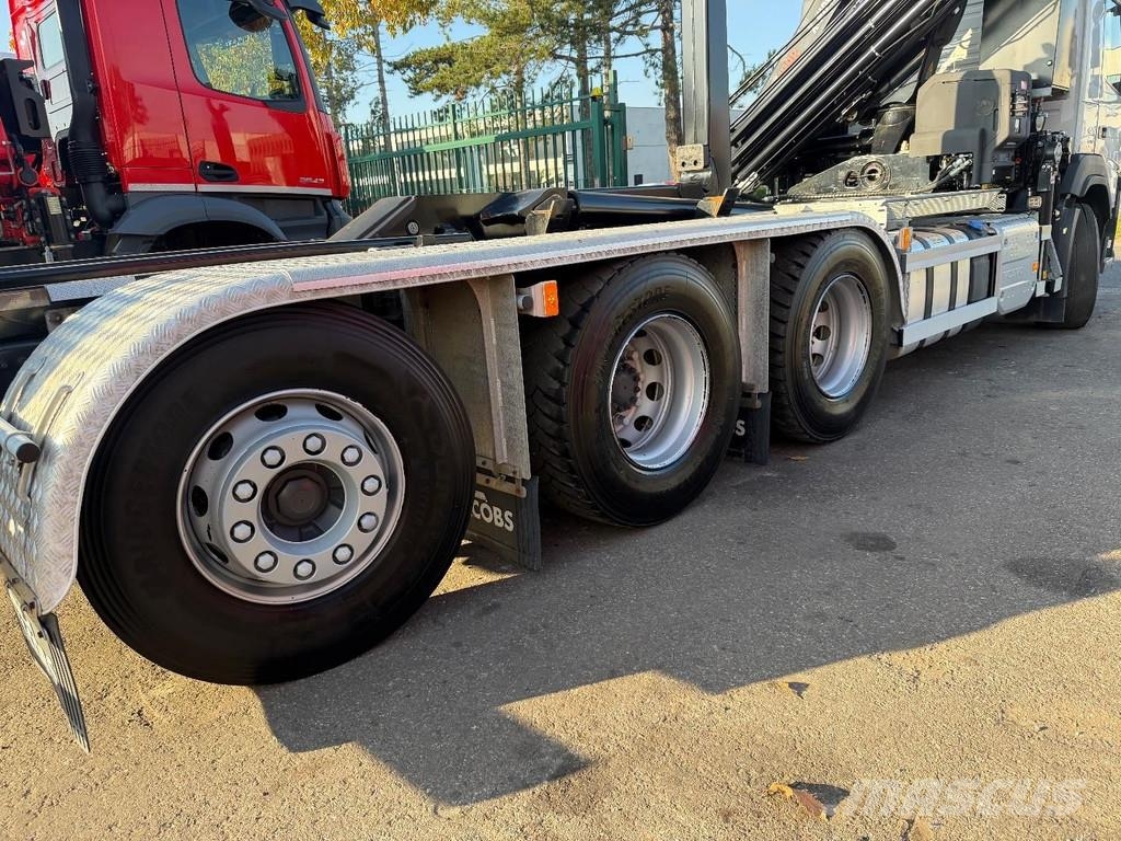 Volvo FM 420 8X4 TRIDEM Haak + Kraan HIAB 262 EP-5 + 2 M Camion ampliroll