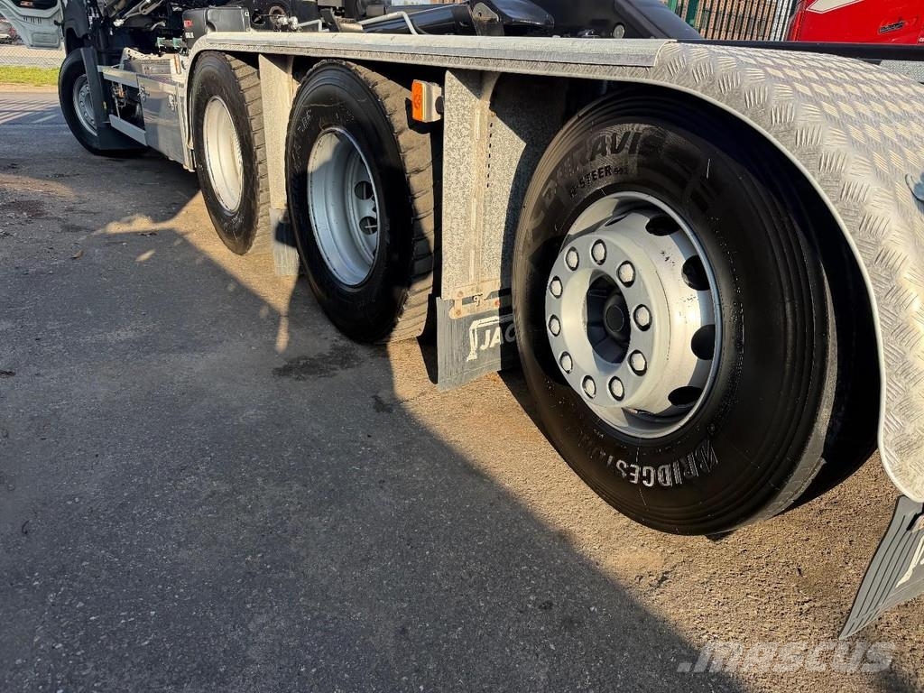 Volvo FM 420 8X4 TRIDEM Haak + Kraan HIAB 262 EP-5 + 2 M Camion ampliroll