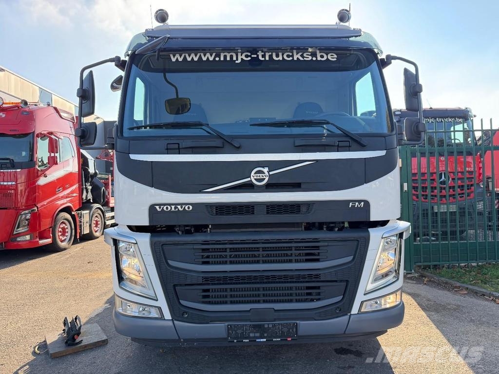 Volvo FM 420 8X4 TRIDEM Haak + Kraan HIAB 262 EP-5 + 2 M Camion ampliroll
