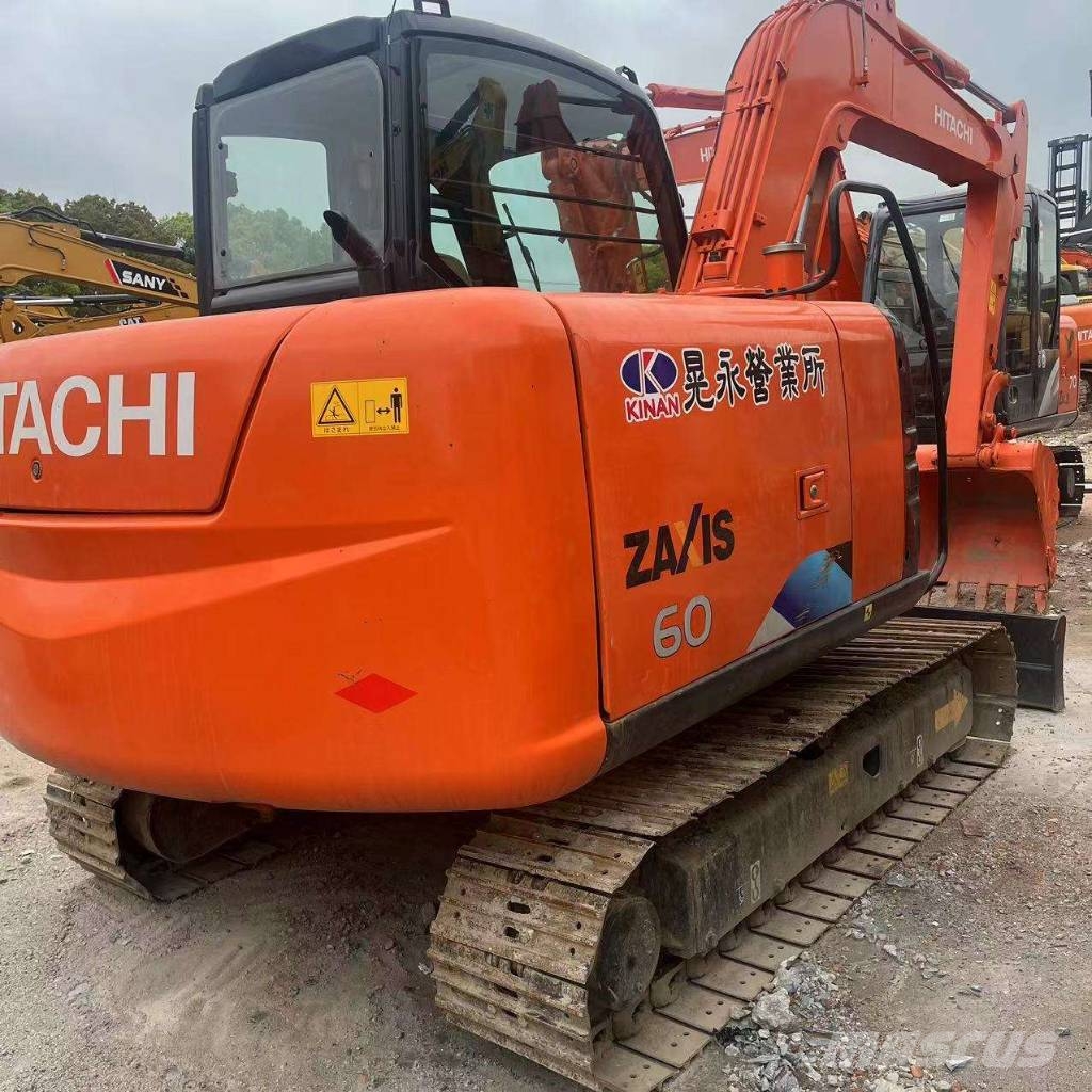 Hitachi ZX 60 소형 굴삭기 7톤 미만