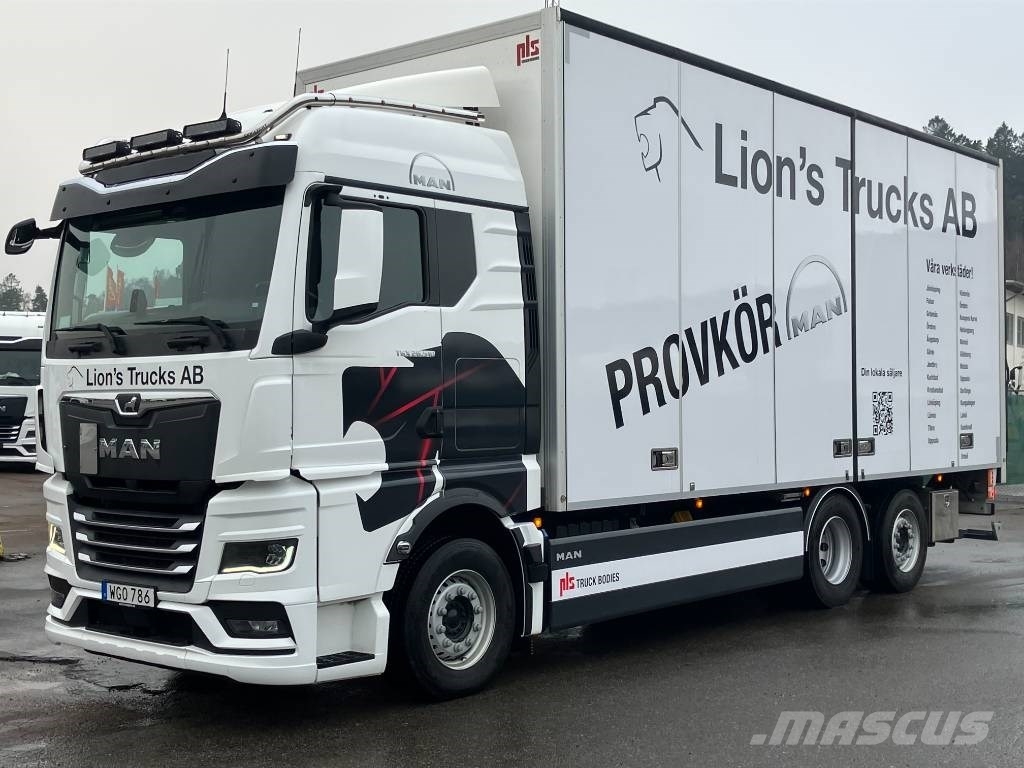 MAN TGX 26. 510 6x2-4 LL Box body trucks