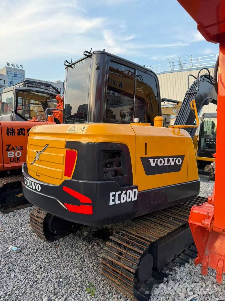 Volvo EC60D Bagri goseničarji