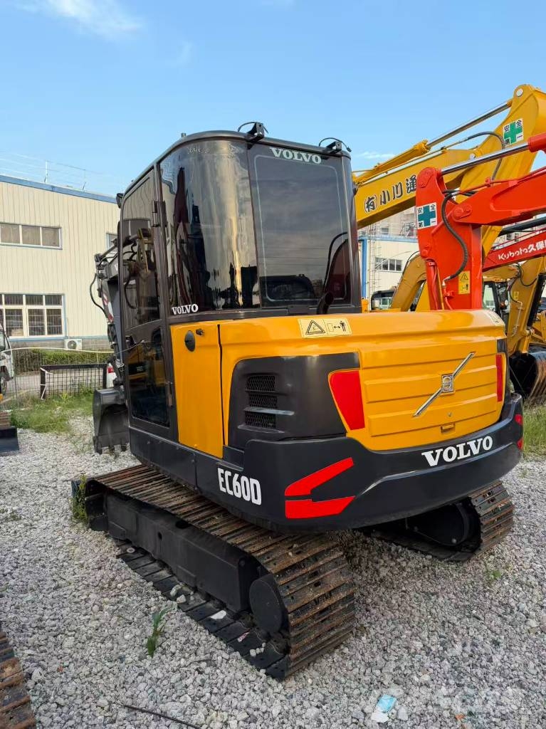 Volvo EC60D Bagri goseničarji