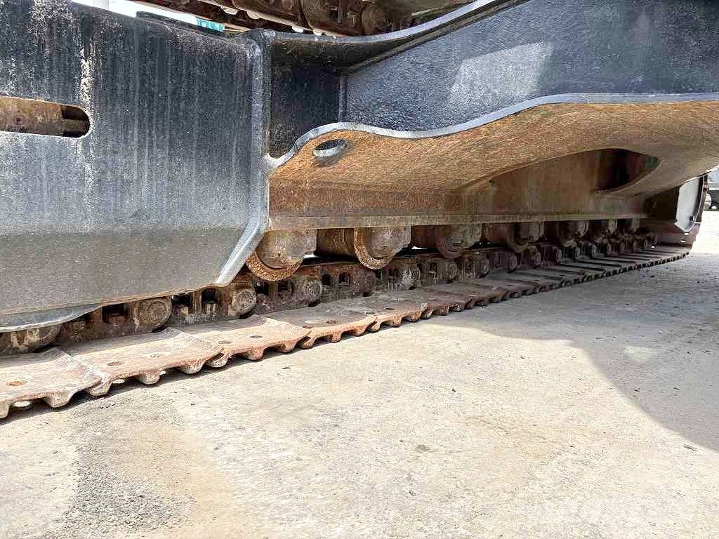 Hitachi ZX135US‑3 Bageri gusjeničari