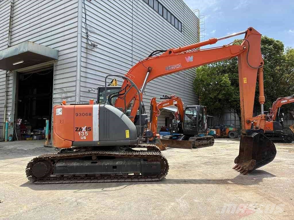 Hitachi ZX135US‑3 Bageri gusjeničari