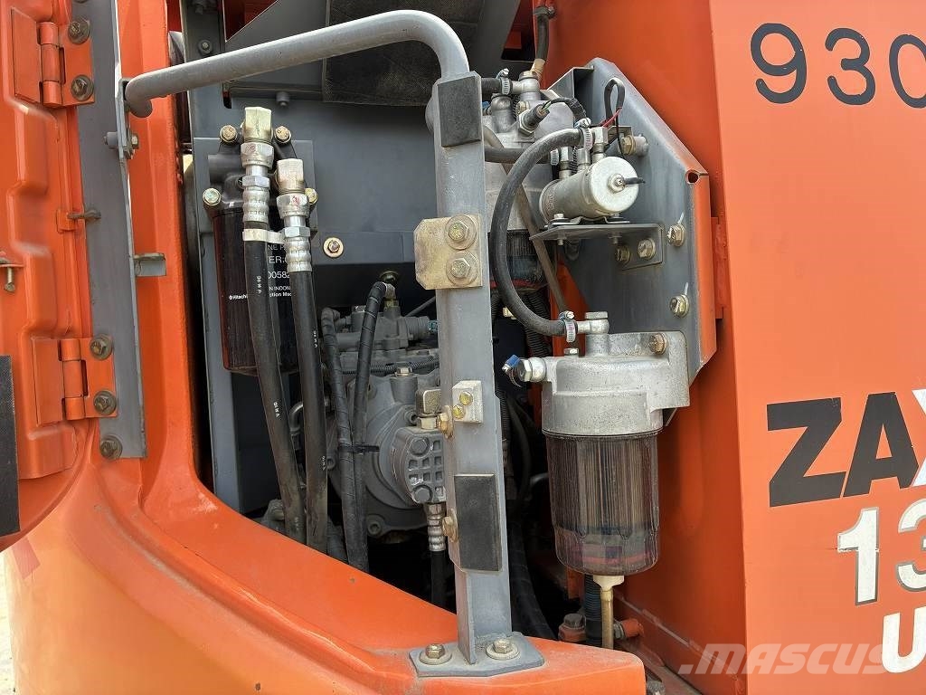 Hitachi ZX135US‑3 Bageri gusjeničari