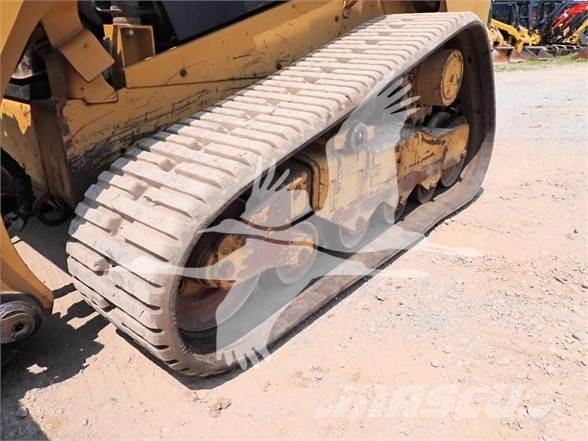 CAT 259D3 لوادر انزلاقية التوجيه