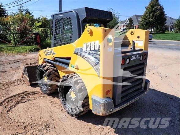 Gehl R260 Kompaktlaadurid