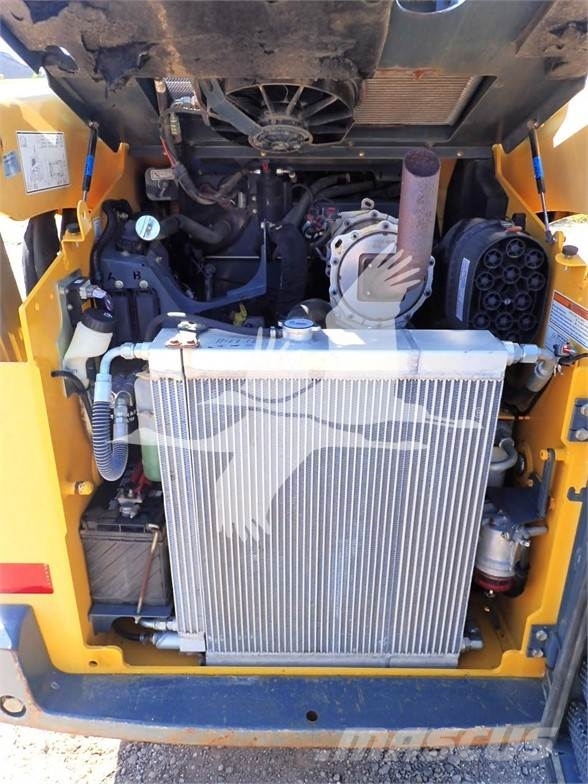 Gehl V270 Skid steer mini utovarivači