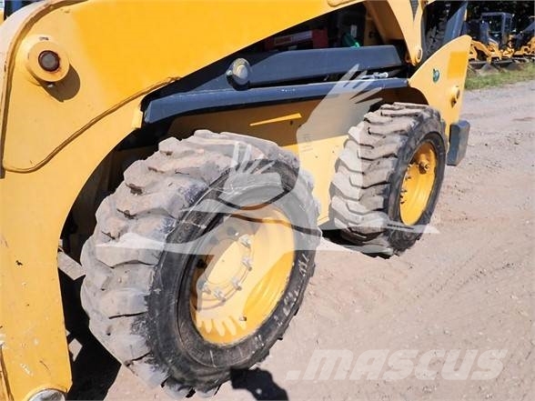 Gehl V270 Skid steer mini utovarivači