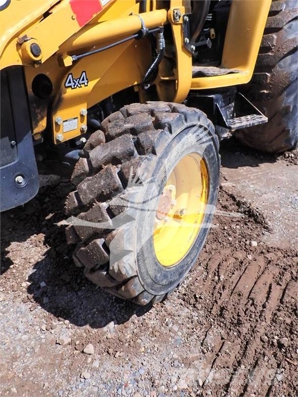 John Deere 110 Graaf-laadcombinaties