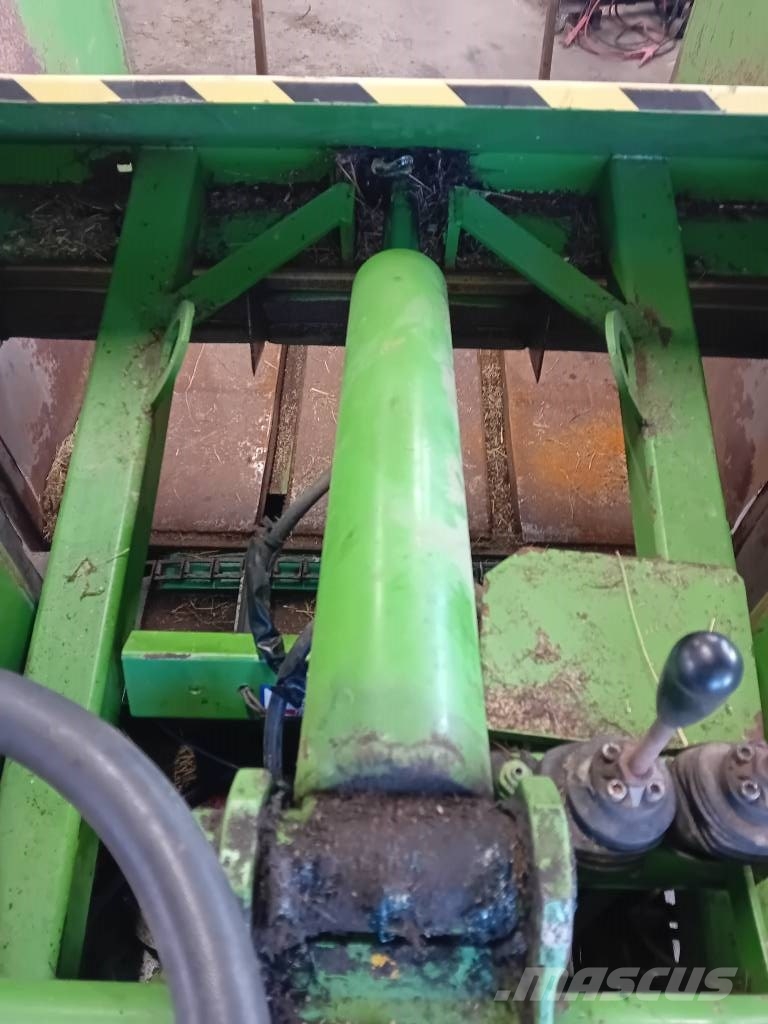 Varmo Lift Diesel Rehuvaunut