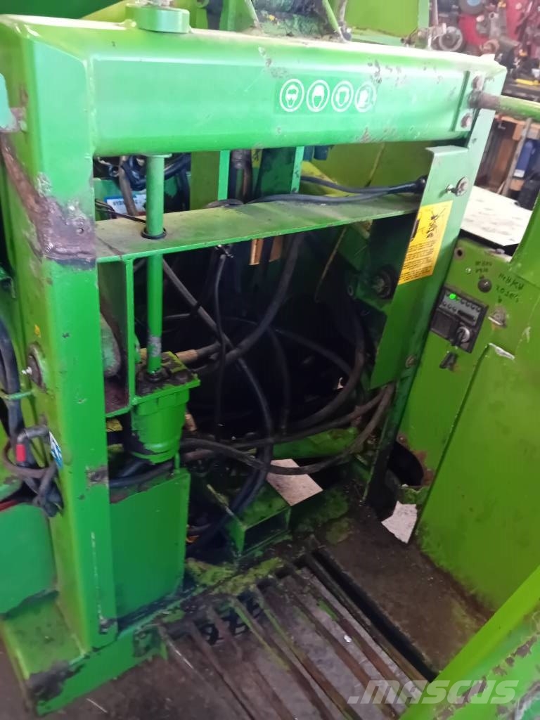 Varmo Lift Diesel Rehuvaunut