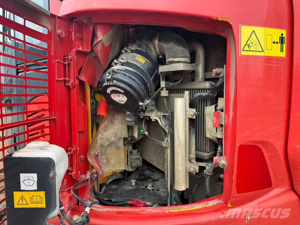 Komatsu PC138US - Tripple boom + blade حفارات زحافة