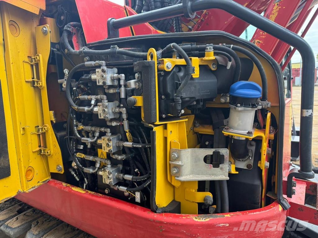 Komatsu PC138US - Tripple boom + blade حفارات زحافة