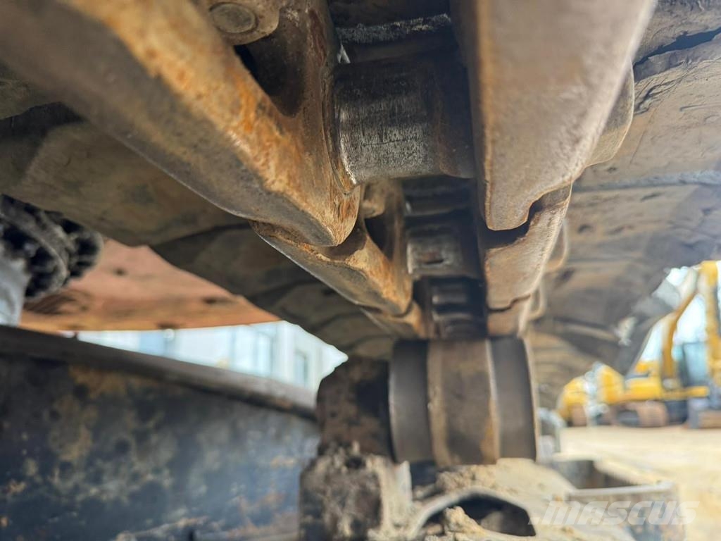 Komatsu PC138US - Tripple boom + blade حفارات زحافة