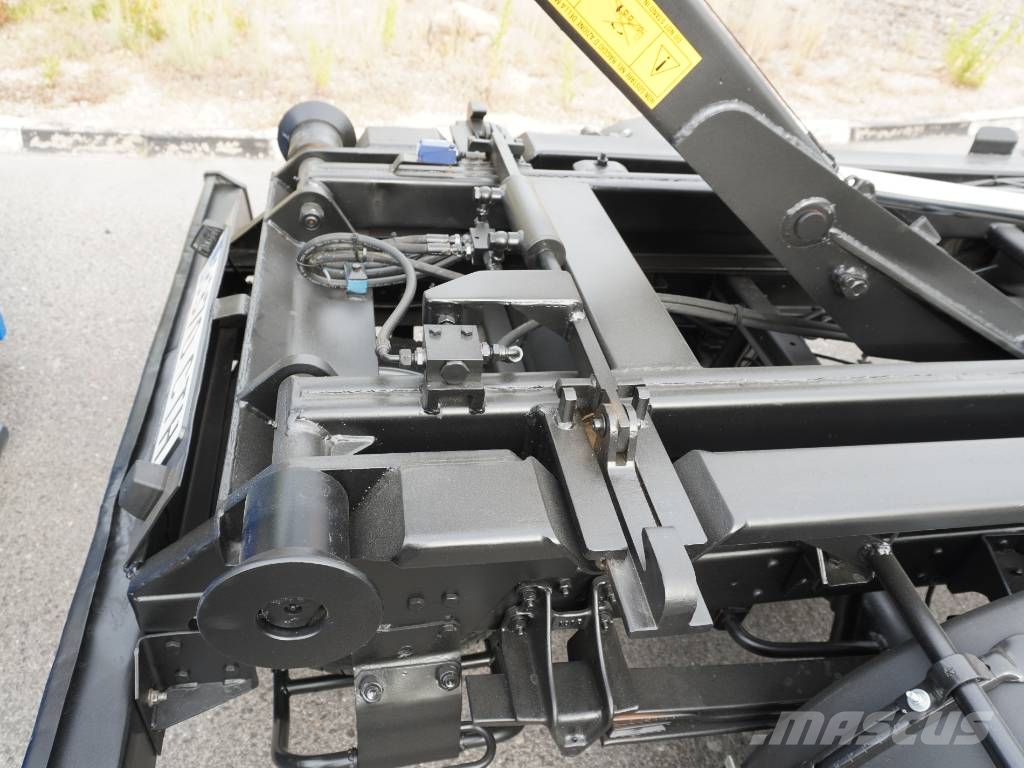 Nissan ATLEON 120 MULTILIFT Camiones desmontables