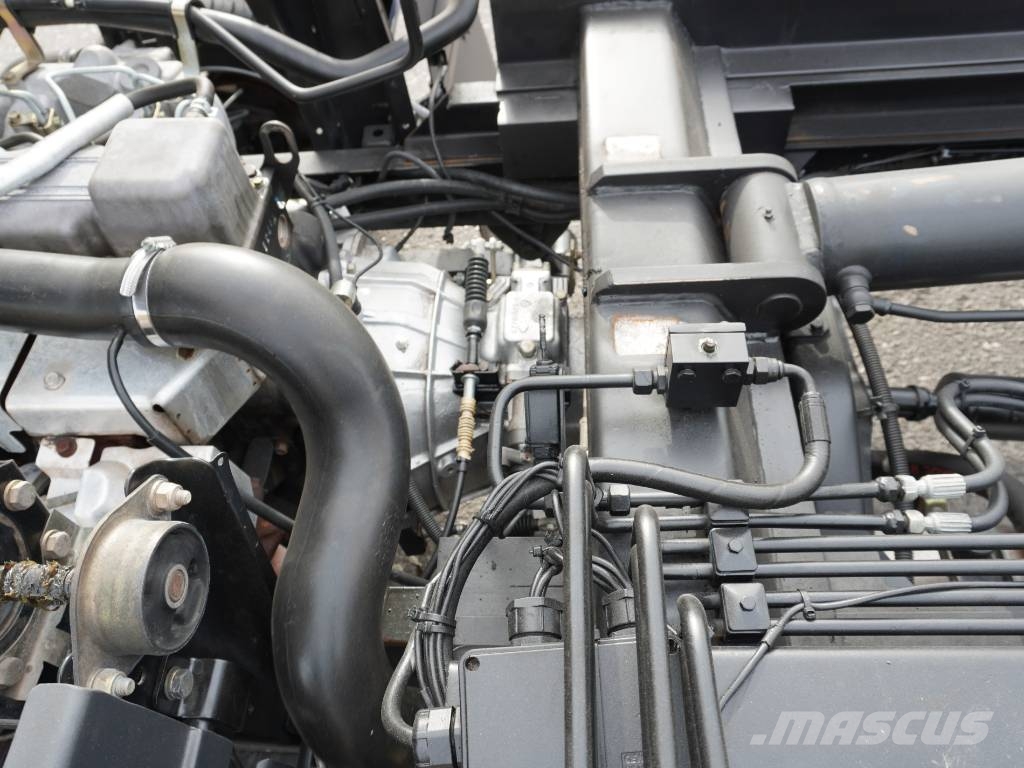Nissan ATLEON 120 MULTILIFT Camiones desmontables