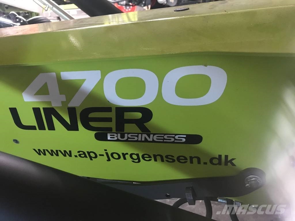 CLAAS Liner 4700 Гребла и сенообръщачки