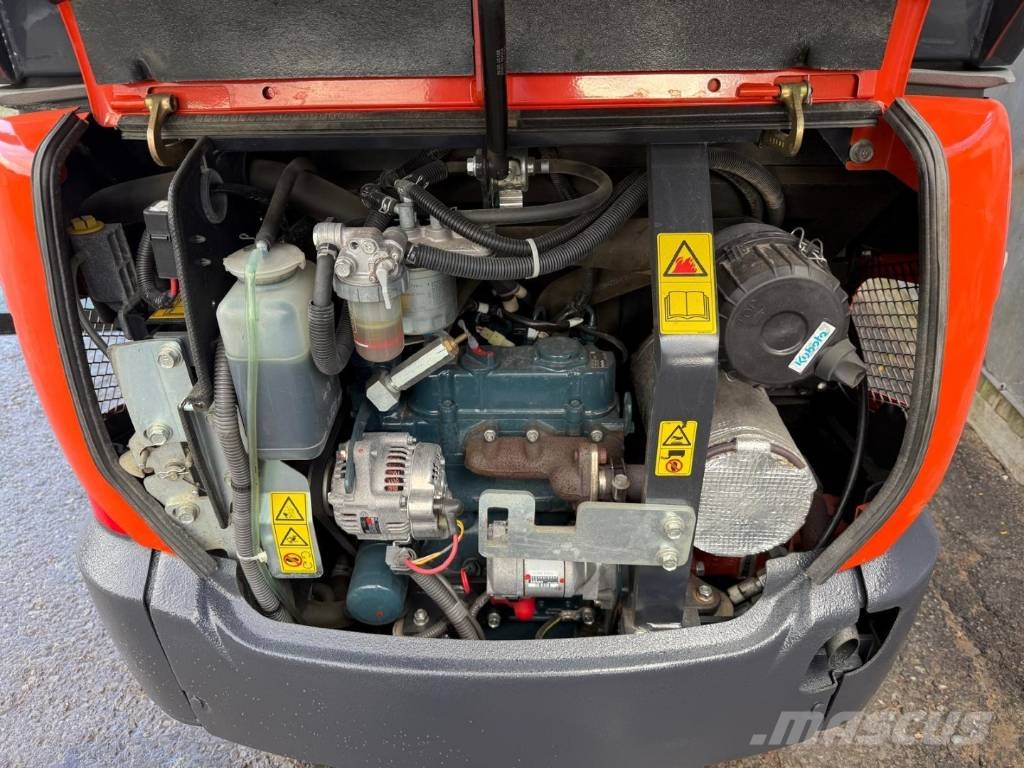Kubota KX 015-4 Minikaivukoneet < 7t