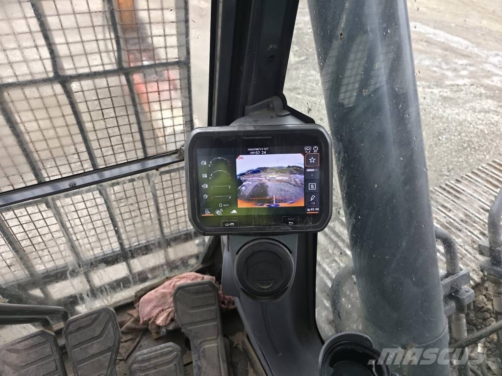 Develon DX 255 LC-7 حفارات زحافة