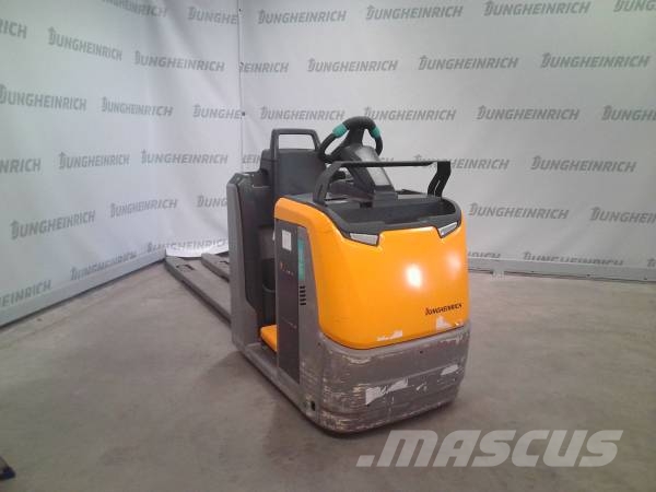 Jungheinrich ECE 225 Lavtløftende plukketruck