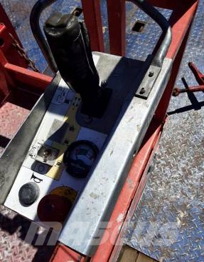 SkyJack SJ 12 Elevadores de tesoura