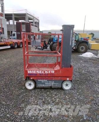SkyJack SJ 12 Elevadores de tesoura