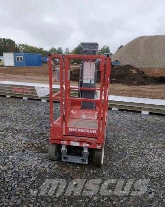 SkyJack SJ 12 Elevadores de tesoura